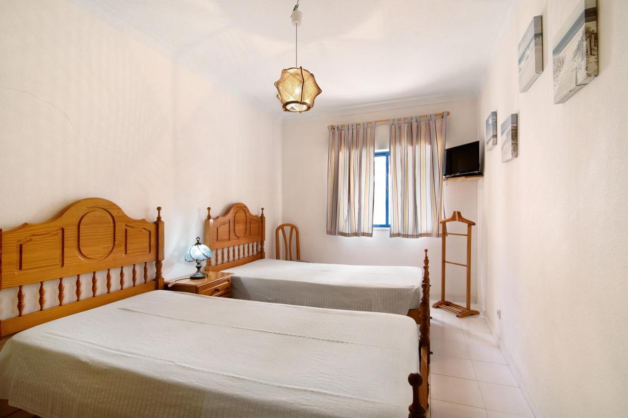 Apartamento T1 Edisol Quarteira Buitenkant foto