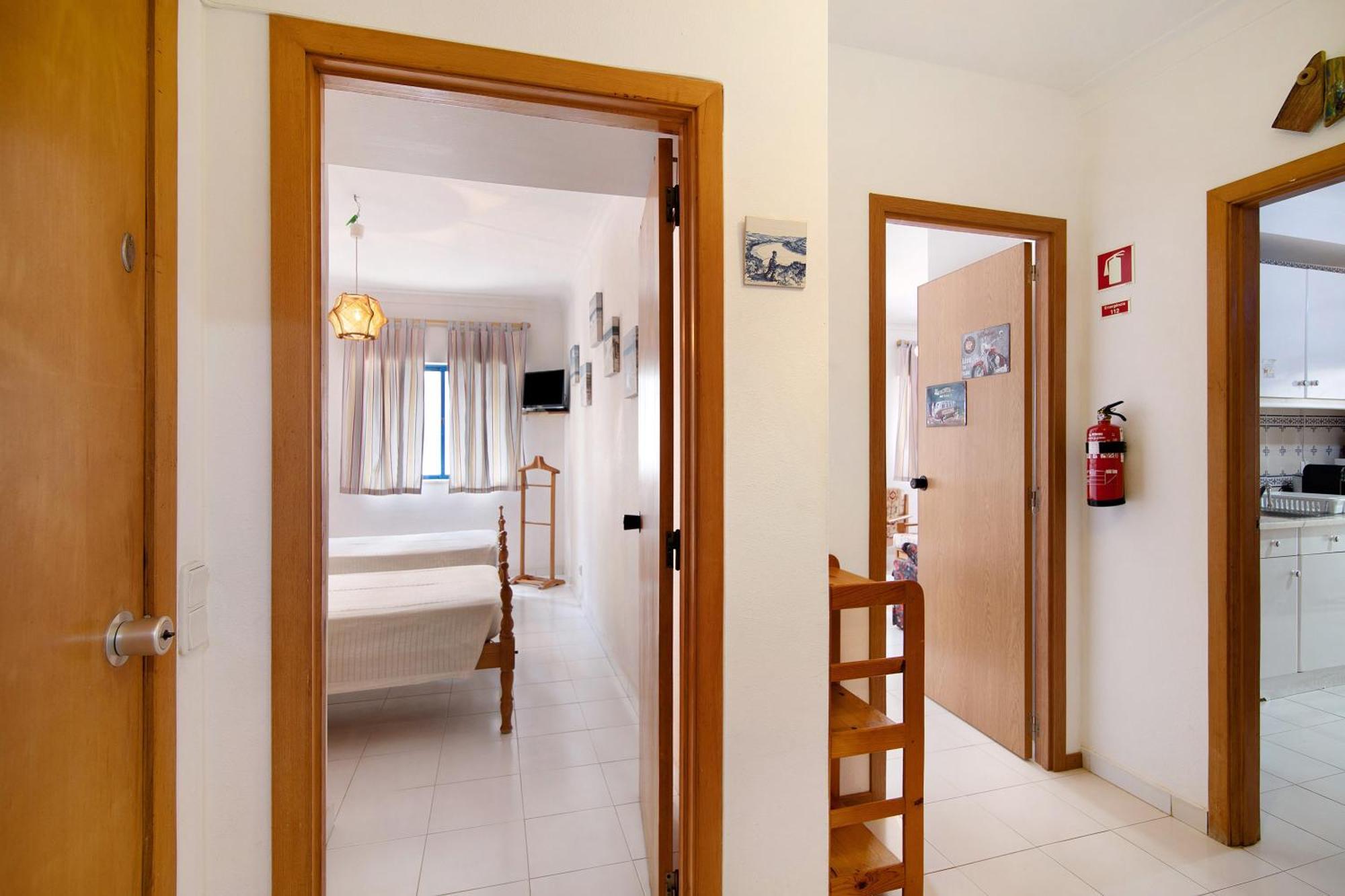 Apartamento T1 Edisol Quarteira Buitenkant foto